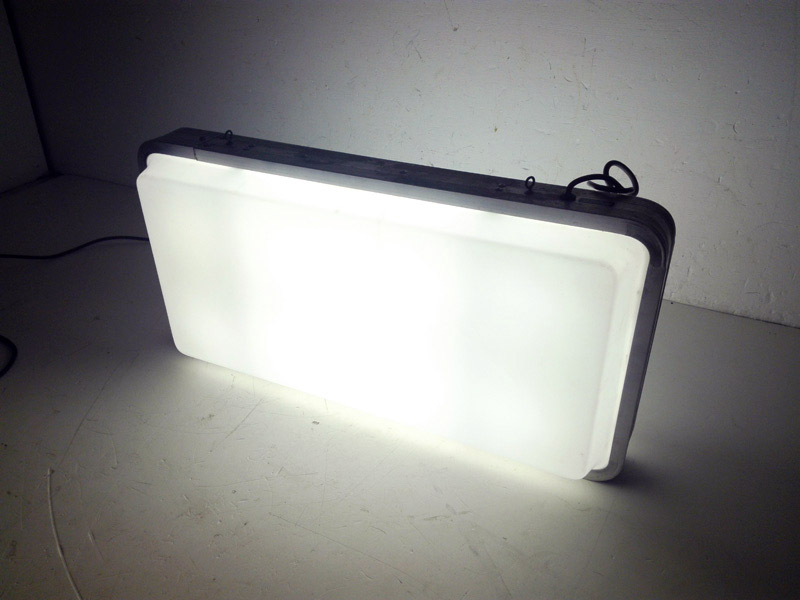 caja luz 2lados aluminio plastico 27-33.5x59-65.5x13 2u